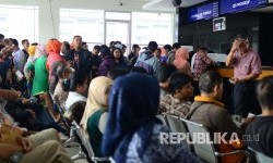 Jokowi Diminta Tunda Semua Kenaikan Harga 